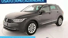 Grigio urano Usata 2022 VW Tiguan Life SUV | 29.900 € (Buon prezzo)