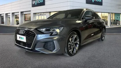 Begagnad Audi A3 S-Line 110 HK (80 kW) 2023 Grå Sedan