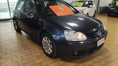Usata VW Golf IV Sportline 116 CV (85 kW) 2006 Grigio scuro / metallizzato Berlina