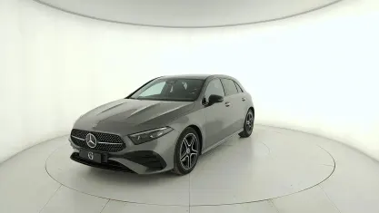 Nuova Mercedes A180 116 CV (85 kW) 2026 Grigio Berlina