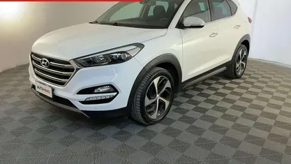 Käytetty Hyundai Tucson Xpossible 136 HP (100 kW) 2016 Valkoinen Katumaasturi