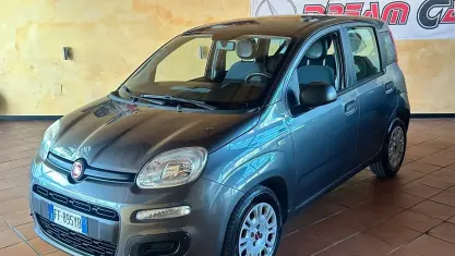 Usata Fiat Panda Lounge 95 CV (69 kW) 2017 Grigio Utilitaria