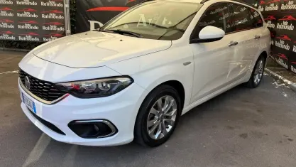 Usata Fiat Tipo Lounge 120 CV (88 kW) 2018 Bianco Station wagon