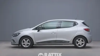 Usata Renault Clio IV Zen 75 CV (55 kW) 2019 Argento Berlina