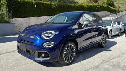 Usata Fiat 130 Sport 131 CV (96 kW) 2024 Blu SUV