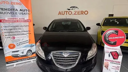 Usata Lancia Delta Gold 120 CV (88 kW) 2012 Nero Utilitaria