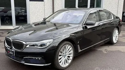 Usata BMW 740 Luxury Line 258 CV (189 kW) 2016 Nero Berlina