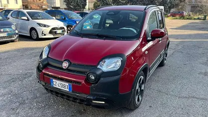 Rosso Usata 2025 Fiat Panda Cross Cross Due volumi | 14.190 € (Buon prezzo)