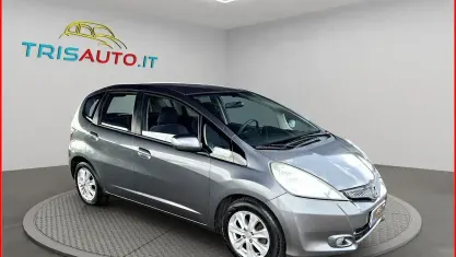 Usata Honda Jazz Comfort 101 CV (74 kW) 2011 Grigio Utilitaria