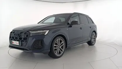 Usata Audi Q7 S-Line 286 CV (210 kW) 2025 Grigio waitomo metallizzato SUV