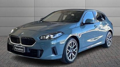 Begagnad BMW 118 150 HK (110 kW) 2025 Grön Halvkombi