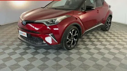 Usata Toyota C-HR Trend 98 CV (72 kW) 2019 Rosso SUV