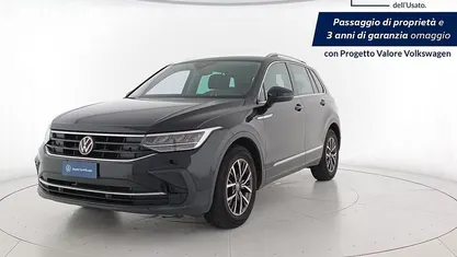 Usata VW Tiguan Life 150 CV (110 kW) 2023 Deep black perlato SUV