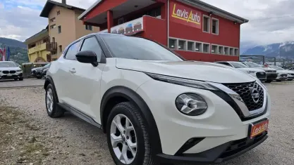Usata Nissan Juke N-Connecta 114 CV (83 kW) 2022 Beige tetto nero SUV