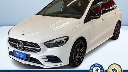 Usata 2023 Mercedes B250e AMG line Monovolume | 29.100 € (Buon prezzo)