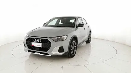 Usata Audi A1 Admired 150 CV (110 kW) 2022 Grigio SUV
