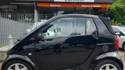 Usata Smart ForTwo Cabrio Pulse 61 CV (44 kW) 2002 Nero Cabrio
