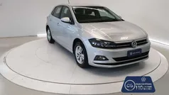 Argento Usata 2020 VW Polo Comfortline Tre volumi | 16.950 € (Buon prezzo)