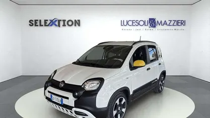 Usata Fiat Panda Cross Cross 69 CV (50 kW) 2025 Bianco Utilitaria
