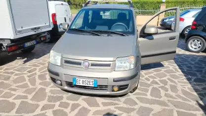 Usata Fiat Panda Dynamic 60 CV (44 kW) 2010 Grigio Utilitaria