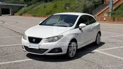 Usata Seat Ibiza Style 90 CV (66 kW) 2009 Bianco Coupé