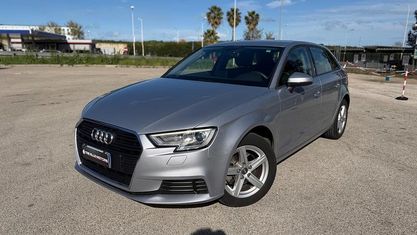 Usata Audi A3 Business 116 CV (85 kW) 2018 Grigio Berlina