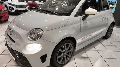 Usata Abarth 595 145 CV (106 kW) 2020 Grigio Cabrio