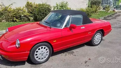 Usata Alfa Romeo Spider 117 CV (86 kW) 1992 Cabrio