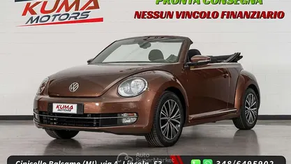 Dark bronze met. cod. "b8q" Usata 2016 VW Maggiolino Allstar Cabrio | 21.400 € (Buon prezzo)
