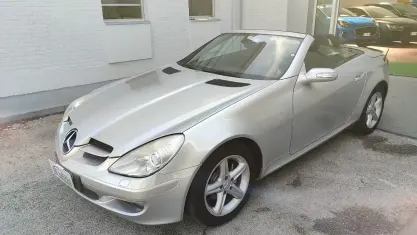 Usata Mercedes SLK200 163 CV (119 kW) 2004 Grigio Cabrio