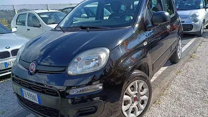 Usata Fiat Panda Lounge 86 CV (63 kW) 2015 Nero Utilitaria