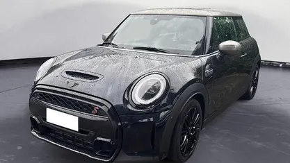 Usata Mini Cooper S 178 CV (130 kW) 2022 Nero Utilitaria