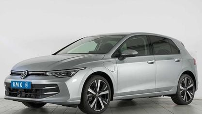 Neu VW Golf VIII 150 PS (110 kW) 2025
