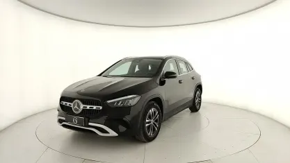 Usata Mercedes GLA180 Advanced 116 CV (85 kW) 2025 Nero SUV