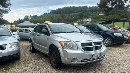 Usata Dodge Caliber SXT 140 CV (102 kW) 2007 Utilitaria
