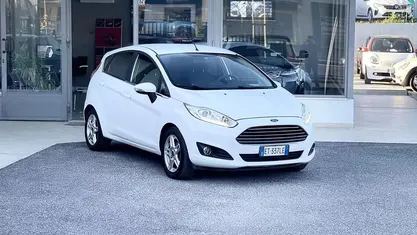 Usata Ford Fiesta 95 CV (69 kW) 2014 Utilitaria