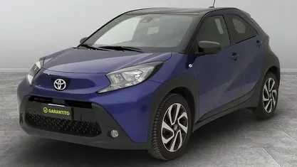 Blu Usata 2023 Toyota Aygo X Trend SUV | 14.790 € (Buon prezzo)