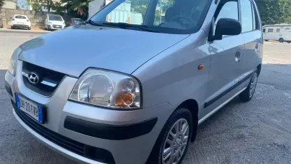 Usata Hyundai Atos Active 63 CV (46 kW) 2007 Grigio Utilitaria
