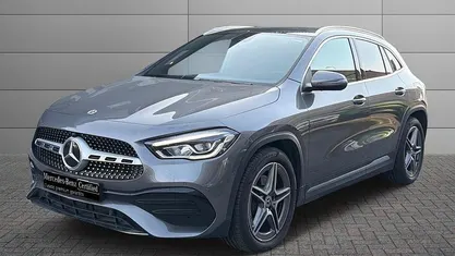 Mountain grau metallic Usata 2023 Mercedes GLA200 Premium SUV | 37.900 € (Buon prezzo)