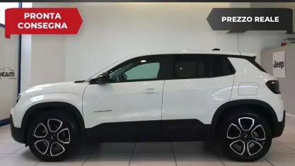 Usata Jeep Avenger EV Summit 114 kW (156 CV) 2025 Bianco SUV