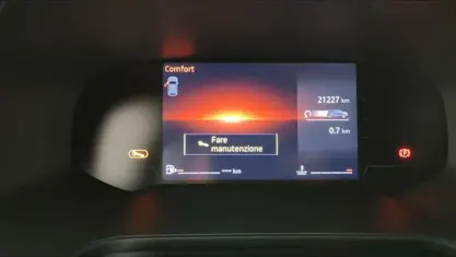 Usata Renault Captur Techno 91 CV (66 kW) 2025 Grigio scuro SUV