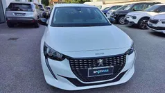 Bianco Usata 2022 Peugeot 208 Allure Due volumi | 16.350 € (Buon prezzo)