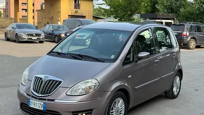 Usata Lancia Musa 95 CV (69 kW) 2009 Monovolume