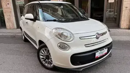 Usata Fiat 500L Lounge 95 CV (69 kW) 2016 Bianco Monovolume