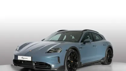 Nuova Porsche Taycan Cross Turismo 319 kW (435 CV) 2026 Pale blue metallizzato