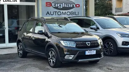 Nero Usata 2020 Dacia Sandero Extreme Due volumi | 13.899 € (Buon prezzo)