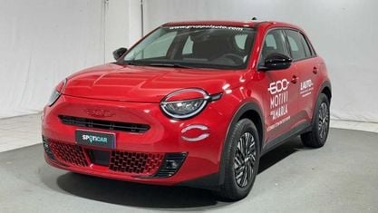 Usata Fiat 600E Red 114 kW (156 CV) 2023 Rosso SUV