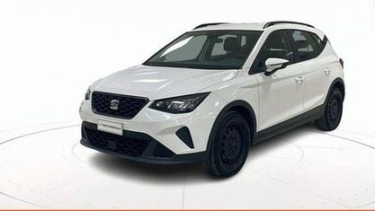 Usata Seat Arona Reference 95 CV (69 kW) 2024 Bianco / pastello SUV