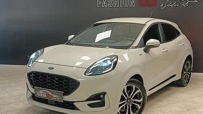 Usata Ford Puma ST-Line 125 CV (91 kW) 2020 Beige Utilitaria