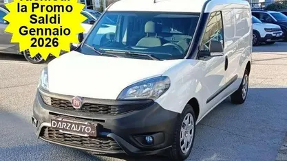 Bianco pastello Usata 2020 Fiat Doblò Lounge Monovolume | 11.350 € (Buon prezzo)